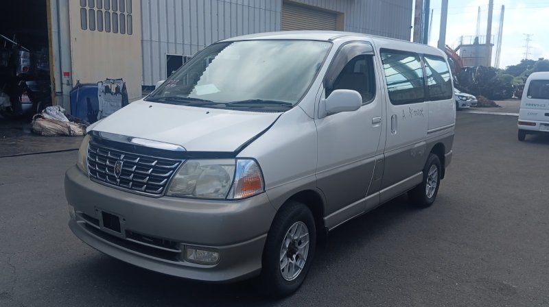 Автомобиль TOYOTA GRAND HIACE KCH16W 1KZ-TE 1999-2002 в разбор 5201