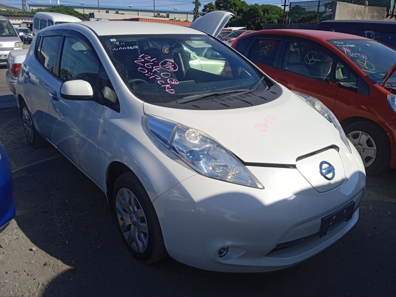 Автомобиль NISSAN LEAF AZE0 EM57 2012-2017 в разбор 5270