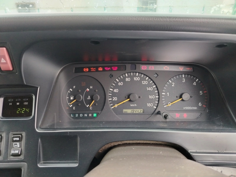 Автомобиль TOYOTA HIACE KZH106W 1KZ-TE 1996-1999 в разбор 5422