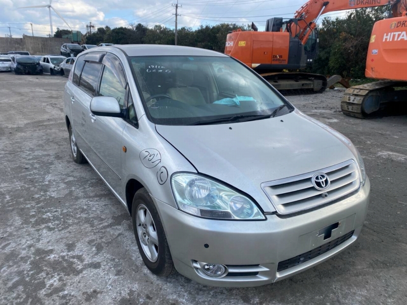 Автомобиль TOYOTA IPSUM ACM21W 2AZ-FE 2001-2003 в разбор 5455