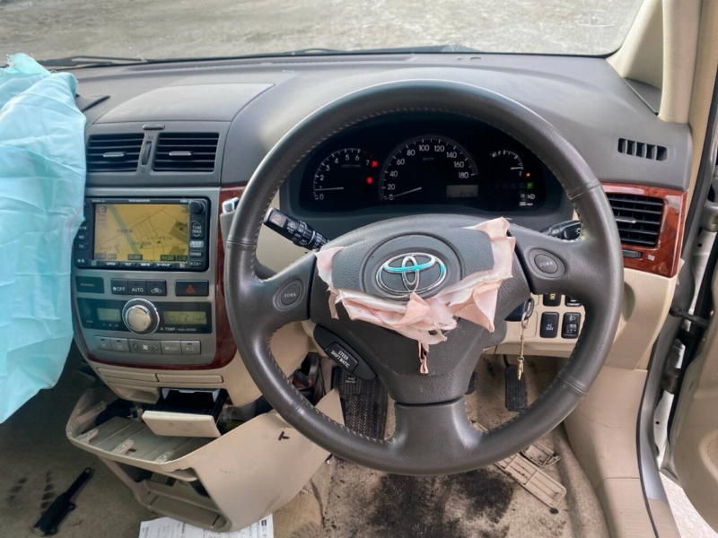 Автомобиль TOYOTA IPSUM ACM21W 2AZ-FE 2001-2003 в разбор 5455