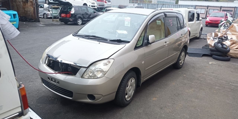 Автомобиль TOYOTA COROLLA SPACIO NZE121N 1NZ-FE 2001-2003 в разбор 5684