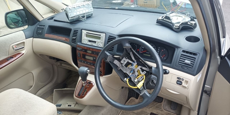 Автомобиль TOYOTA COROLLA SPACIO NZE121N 1NZ-FE 2001-2003 в разбор 5684