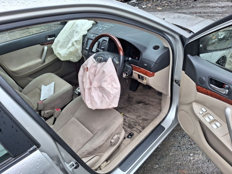 Автомобиль TOYOTA PREMIO ZZT240 1ZZ-FE 2001-2004 в разбор 5685