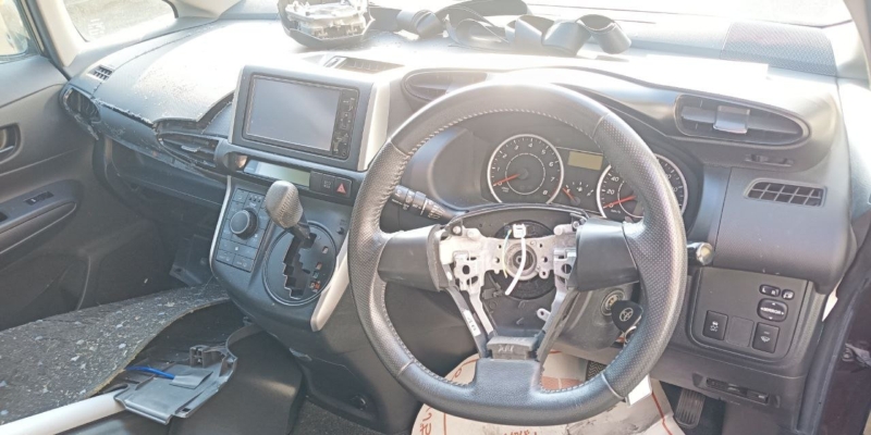 Автомобиль TOYOTA WISH ZGE25G 2ZR-FAE 2009-2012 в разбор 5701