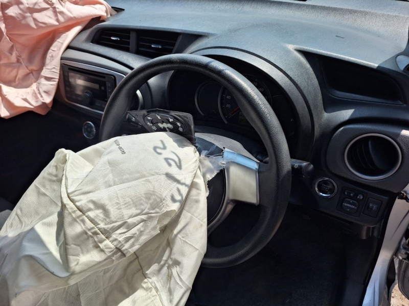Автомобиль TOYOTA VITZ KSP130 1KR-FE 2010-2014 в разбор 5716