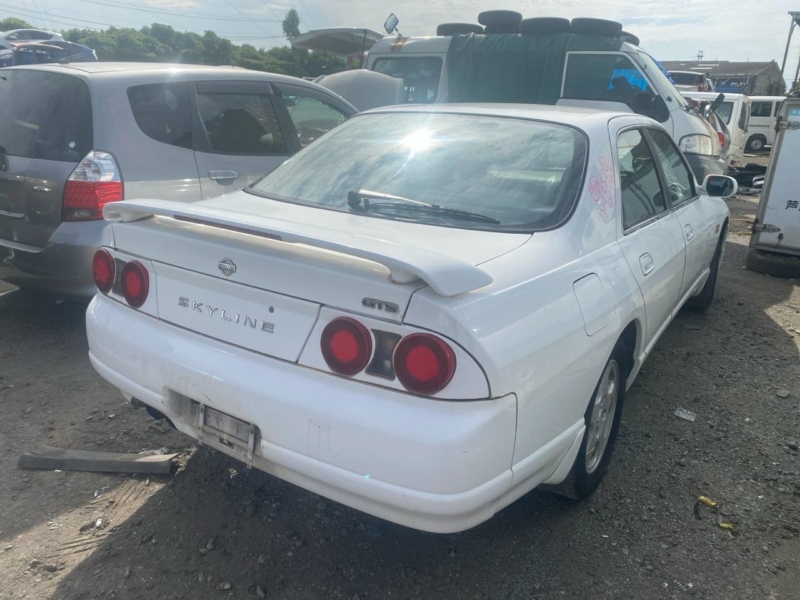 Автомобиль NISSAN SKYLINE HR33 RB20E 1996-1998 в разбор 5994