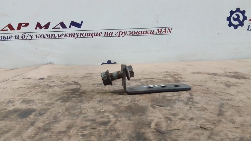 Крепежный угольник Man Tgm (б/у)