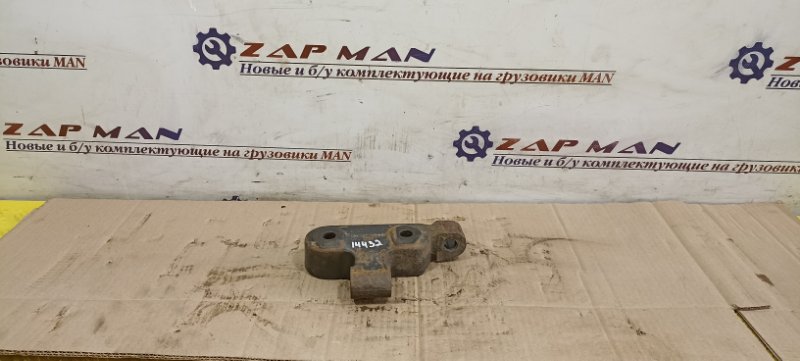 Кронштейн амортизатора Man Tgl правый (б/у)