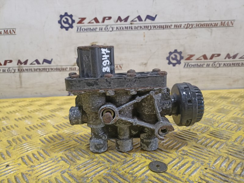 Кран уровня пола Man Tga (б/у)
