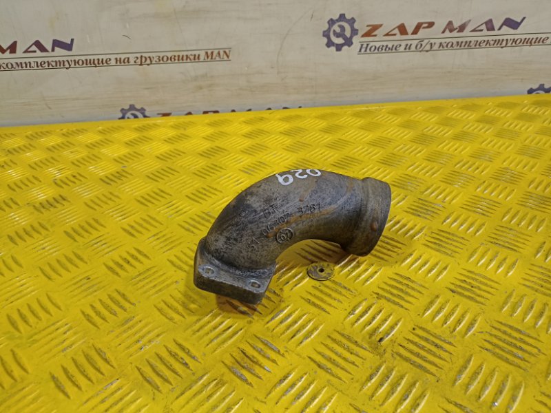Патрубок водяной MAN TGA  TGS (б/у)