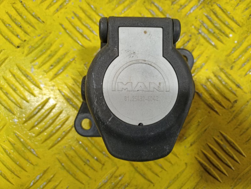 Корпус розетки MAN TGA TGS TGX (б/у)
