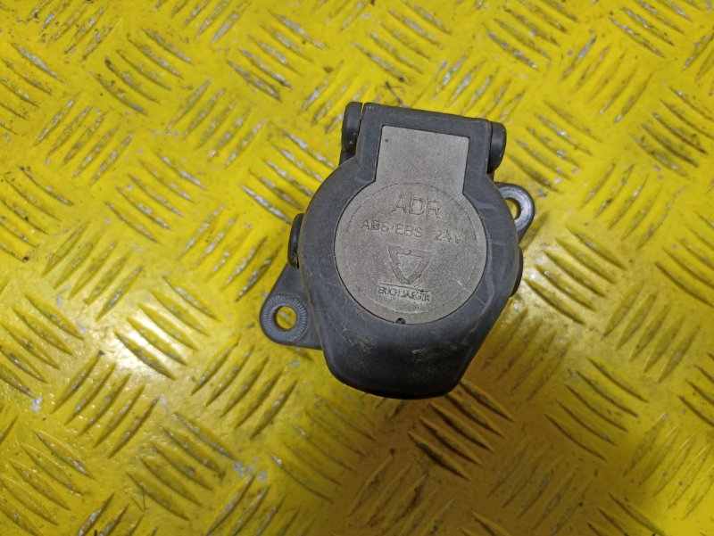 Корпус розетки MAN TGA TGS TGX (б/у)
