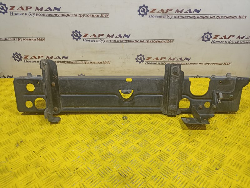 Рамка радиатора MAN TGX (б/у)