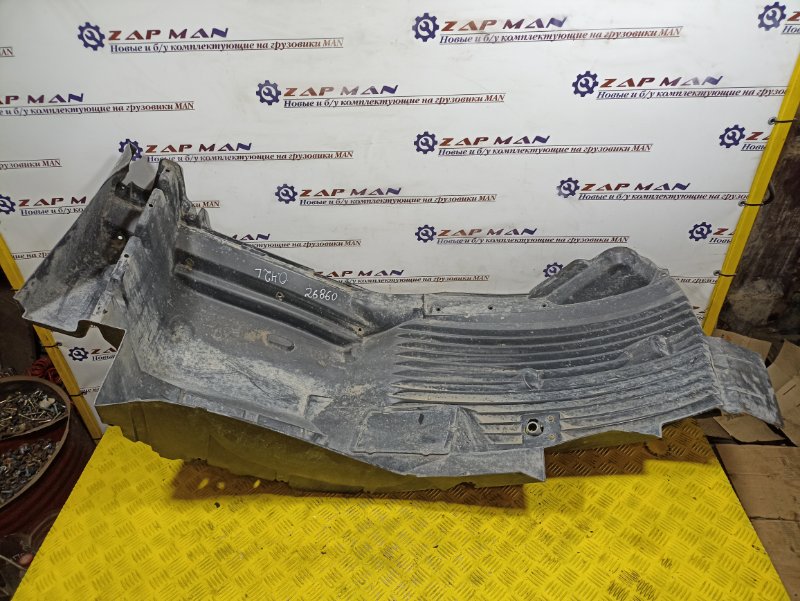 Подкрылок MAN TGA TGX правый (б/у)