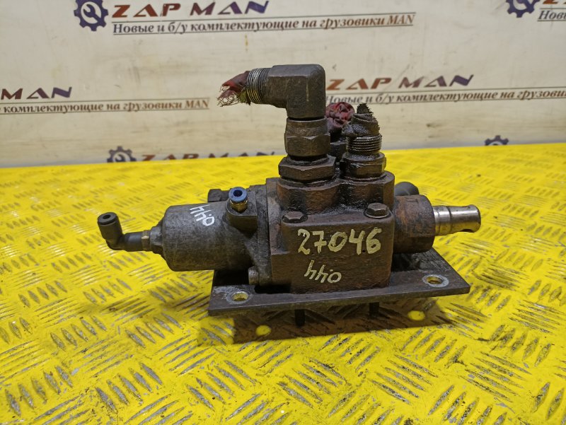 Гидравлический распределитель MAN TGS 2010 (б/у) Гидравлический распределитель MAN TGS 2010 (б/у)