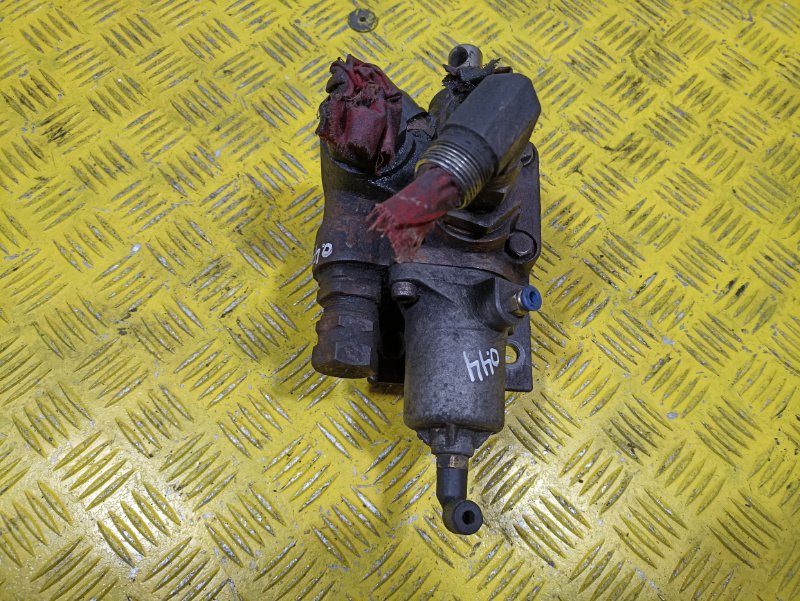 Гидравлический распределитель MAN TGS 2010 (б/у) Гидравлический распределитель MAN TGS 2010 (б/у)