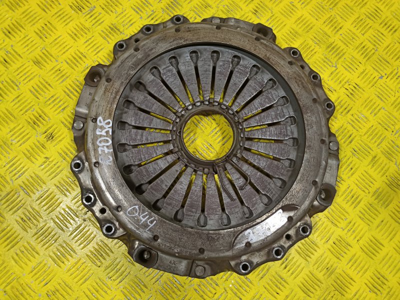 Корзина сцепления MAN TGS 2010 (б/у) Корзина сцепления MAN TGS 2010 (б/у)