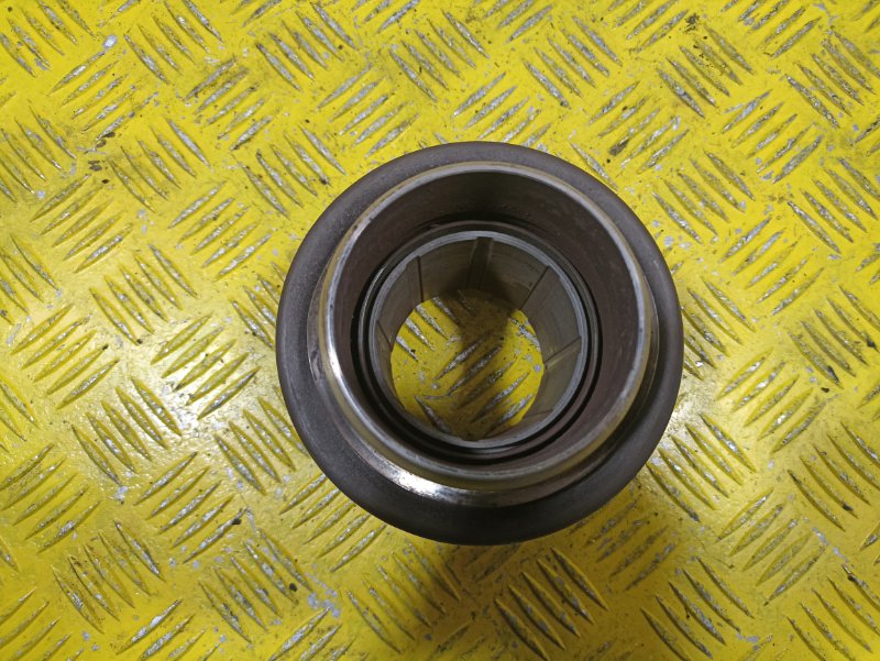 Выжимной подшипник MAN TGS 2010 (б/у) Выжимной подшипник MAN TGS 2010 (б/у)