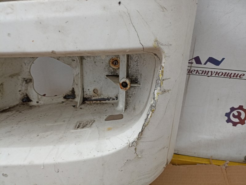 Бампер MAN TGS 2010 (б/у) Бампер MAN TGS 2010 (б/у)