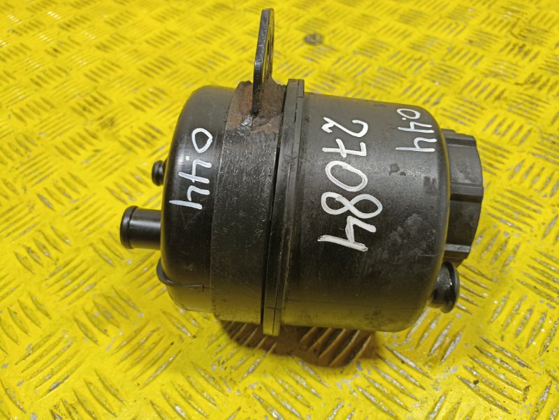 Бачок гидроусилителя MAN TGS 2010 (б/у) Бачок гидроусилителя MAN TGS 2010 (б/у)