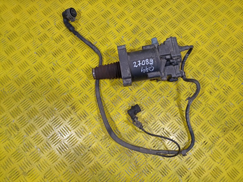 Пневмогидроусилитель (пгу) сцепления MAN TGS 2010 (б/у) Пневмогидроусилитель (пгу) сцепления MAN TGS 2010 (б/у)