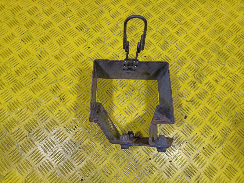 Кронштейн противооткатного упора MAN TGS 2010 (б/у) Кронштейн противооткатного упора MAN TGS 2010 (б/у)