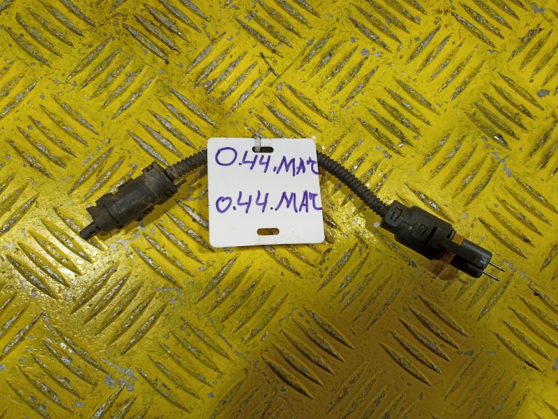 Проводка дозирующего насоса MAN TGS 2010 (б/у) Проводка дозирующего насоса MAN TGS 2010 (б/у)