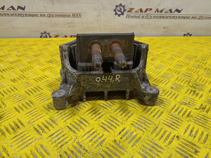 Подушка двигателя MAN TGS 2010 (б/у) Подушка двигателя MAN TGS 2010 (б/у)