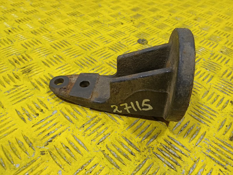 Отбойник рессоры MAN TGS 2010 (б/у) Отбойник рессоры MAN TGS 2010 (б/у)