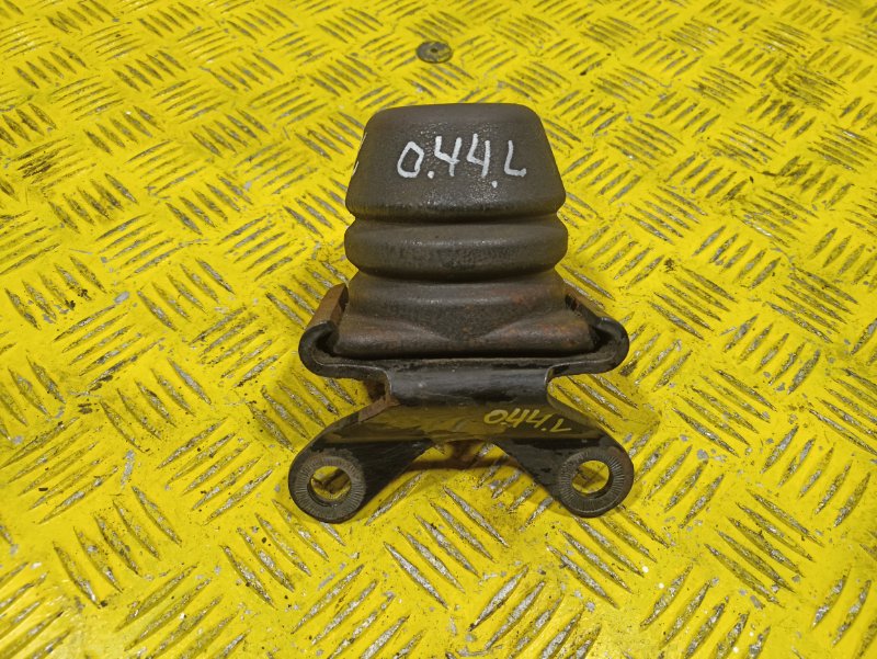 Отбойник рессоры MAN TGS 2010 (б/у) Отбойник рессоры MAN TGS 2010 (б/у)