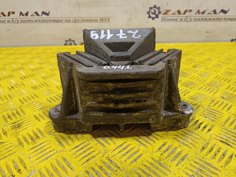 Подушка двигателя MAN TGS 2010 (б/у) Подушка двигателя MAN TGS 2010 (б/у)