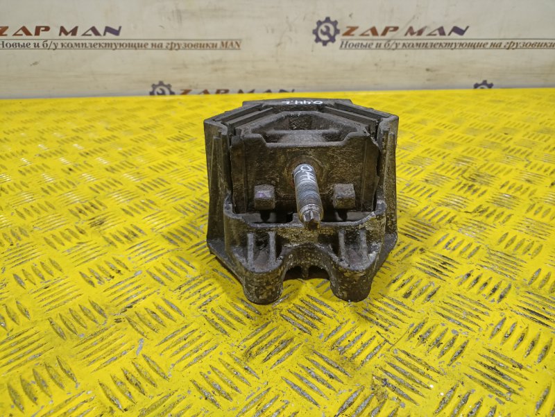 Подушка двигателя MAN TGS 2010 (б/у) Подушка двигателя MAN TGS 2010 (б/у)