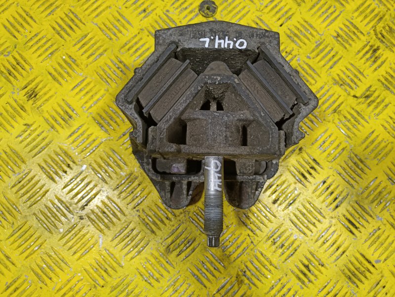 Подушка двигателя MAN TGS 2010 (б/у) Подушка двигателя MAN TGS 2010 (б/у)