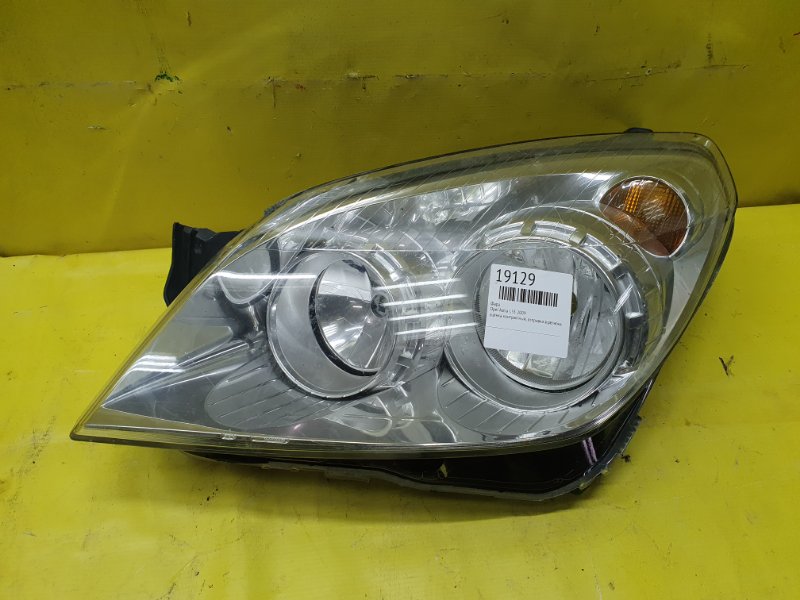 Фара Opel Astra L35 2009 Фара Opel Astra L35 2009