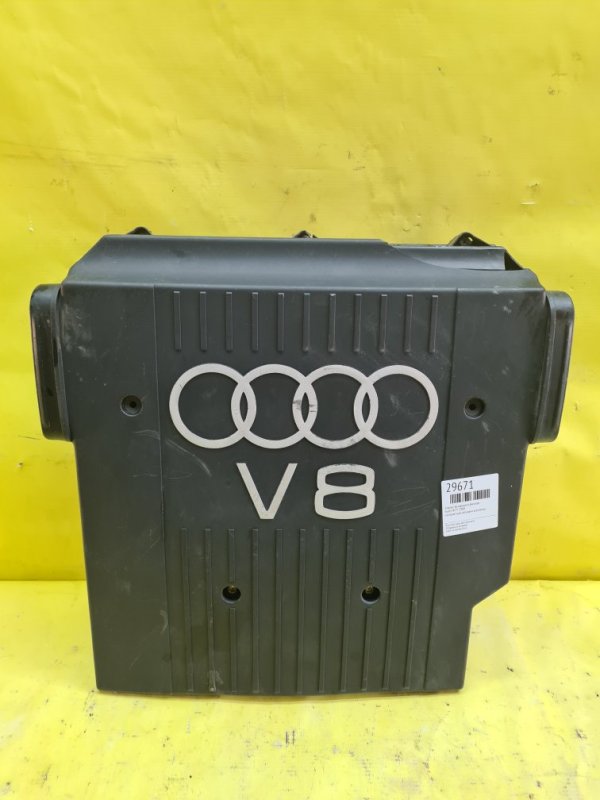 Корпус воздушного фильтра Audi V8 PT 1989