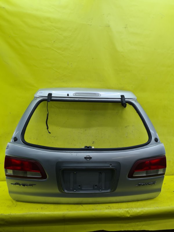 Дверь 5-я Nissan Avenir PNW11 SR20DE 1998