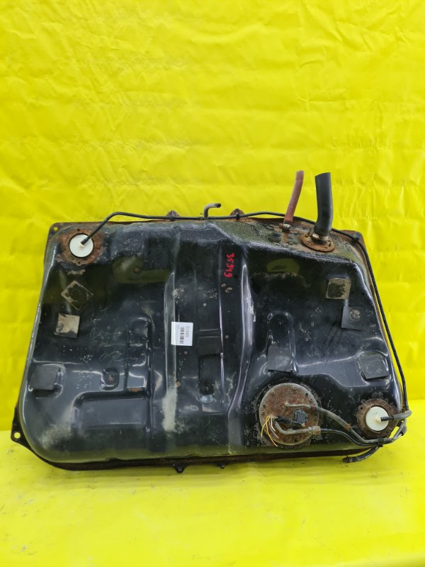 Бензобак Toyota Corona Premio ST210 7AFE 2000