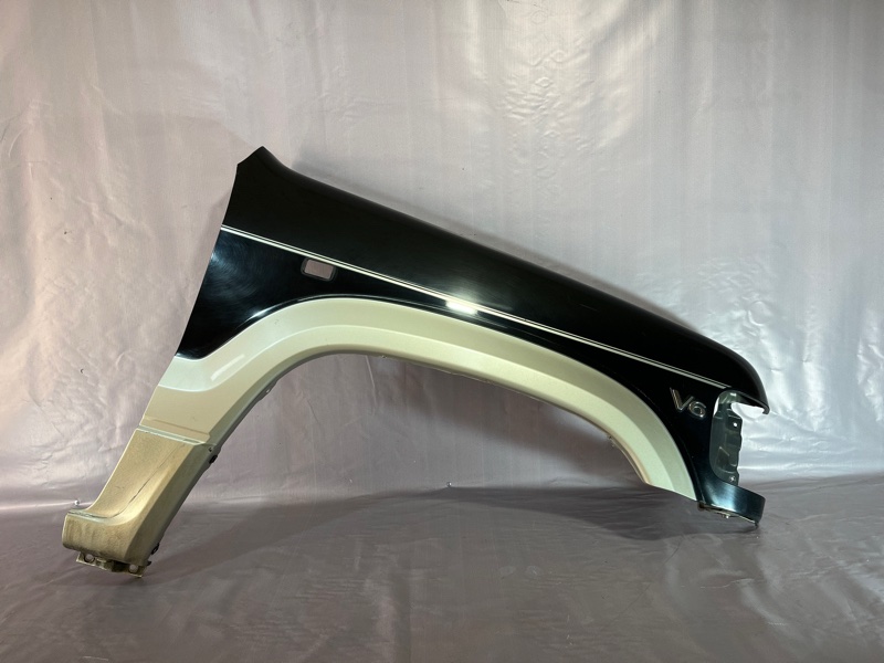 Крыло Isuzu Bighorn UBS25GW 6VD1 1993 переднее правое (б/у)