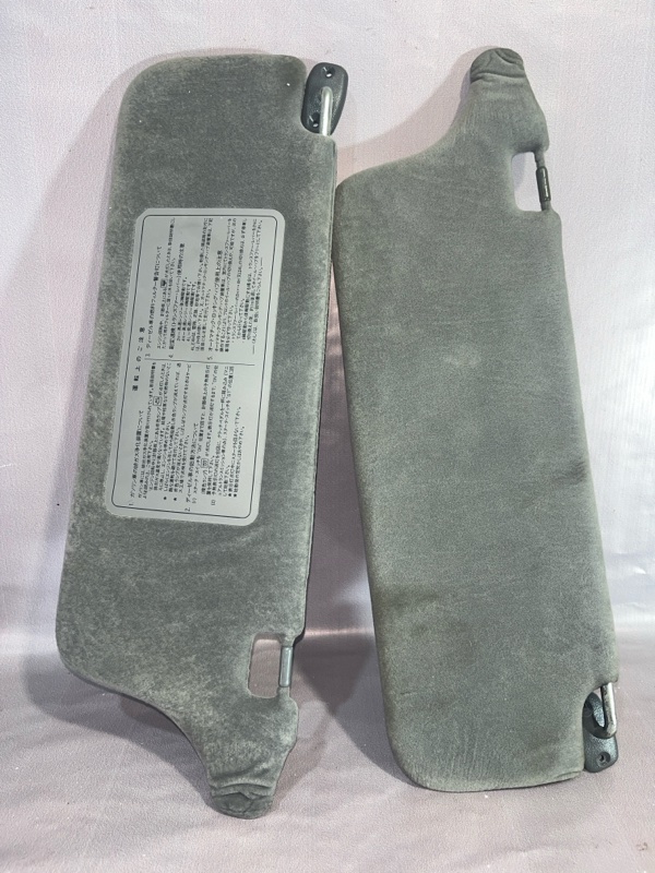 Козырек солнцезащитный Isuzu Bighorn UBS25GW 6VD1 1993 (б/у)