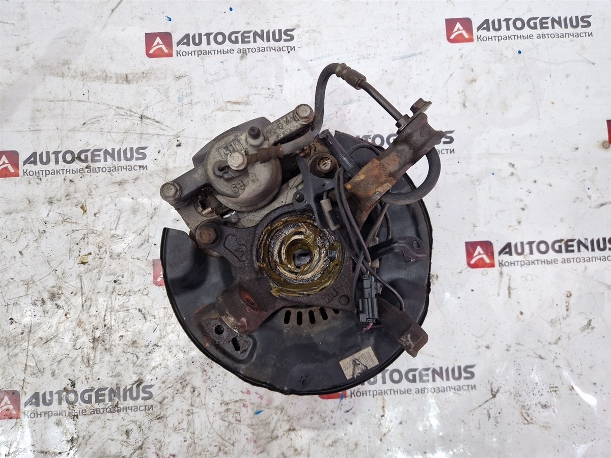 Ступица правая передняя для TOYOTA VITZ KSP130 1KR-FE 4 ракурс Ступица правая передняя для TOYOTA VITZ KSP130 1KR-FE 4 ракурс