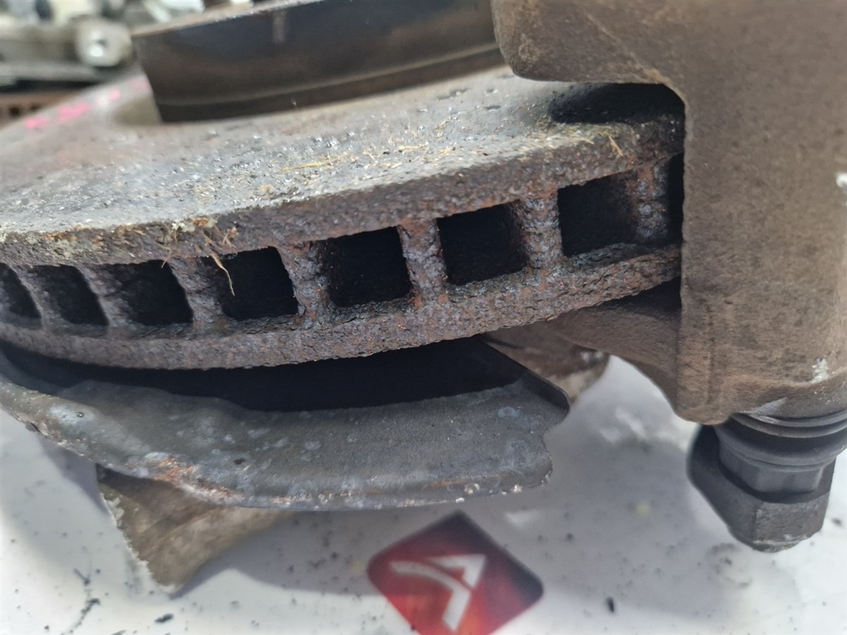 Ступица левая передняя для TOYOTA MARK X GRX130 4GR-FSE 2 ракурс Ступица левая передняя для TOYOTA MARK X GRX130 4GR-FSE 2 ракурс