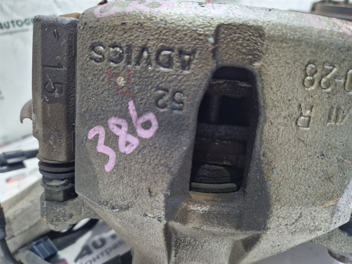 Ступица правая передняя для TOYOTA MARK X GRX130 4GR-FSE 3 ракурс Ступица правая передняя для TOYOTA MARK X GRX130 4GR-FSE 3 ракурс