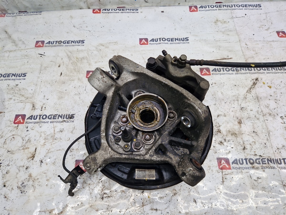 Ступица правая задняя для TOYOTA MARK X GRX130 4GR-FSE 5 ракурс Ступица правая задняя для TOYOTA MARK X GRX130 4GR-FSE 5 ракурс