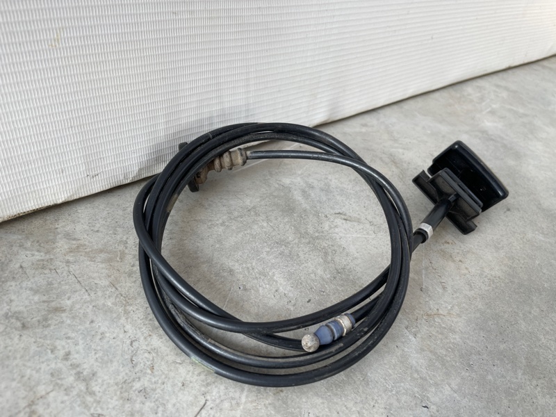 Трос капота Suzuki SX4 M16A Трос капота Suzuki SX4 M16A