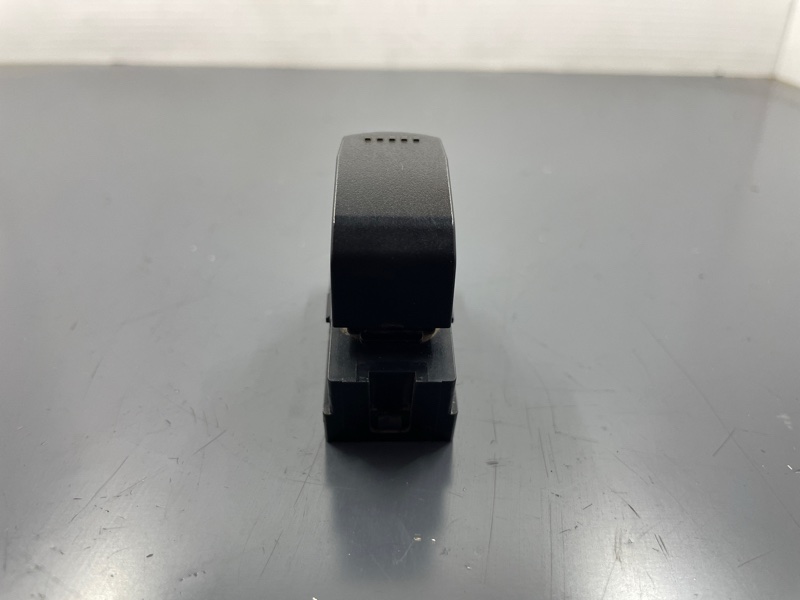 Кнопка стеклоподъемника задняя левая SX4 2010 M16A Кнопка стеклоподъемника задняя левая SX4 2010 M16A