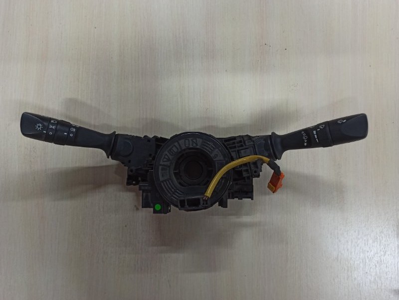 Подрулевой переключатель Toyota Corolla 2016 E180 1ZRFE 8414002720 Б/У