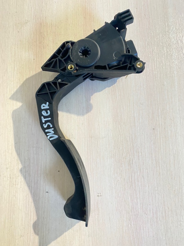 Педаль газа Renault Duster 2017 HSA K9K 858 1.5 180022703R Б/У