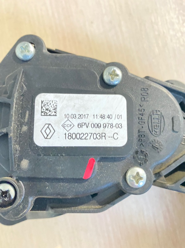 Педаль газа Duster 2017 HSA K9K 858 1.5