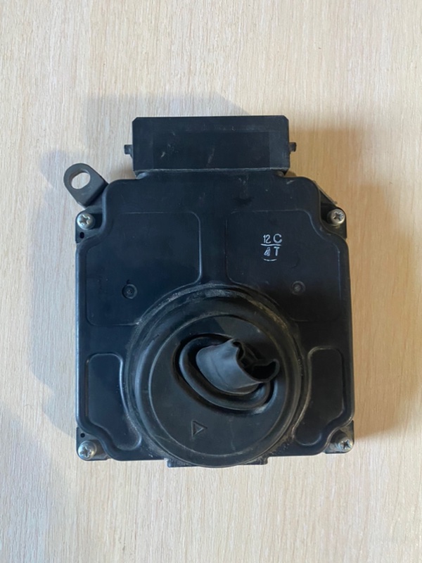 Блок управления фарой правый Rav 4 2021 XA50 Блок управления фарой правый Rav 4 2021 XA50